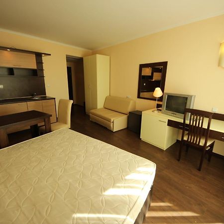 Menada Apartments In Grand Hotel Sveti Vlas Ruang foto