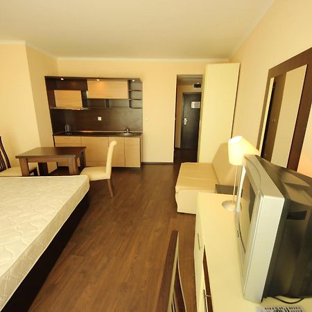 Menada Apartments In Grand Hotel Sveti Vlas Ruang foto