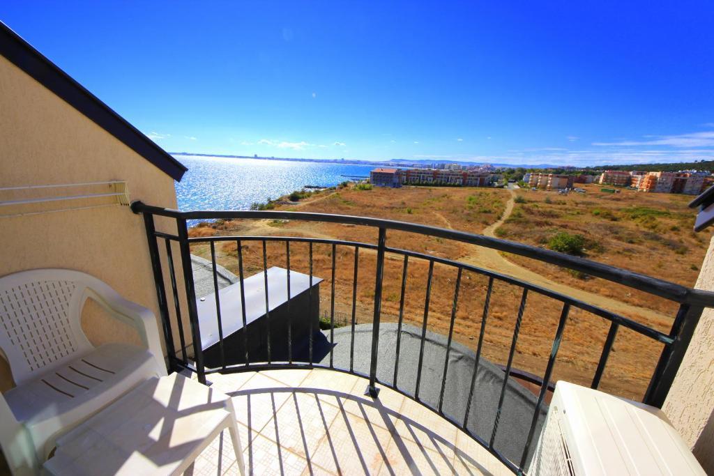 Menada Apartments In Grand Hotel Sveti Vlas Ruang foto